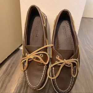 Sperry Topsiders - Size 5 - LIKE NEW! 🌻